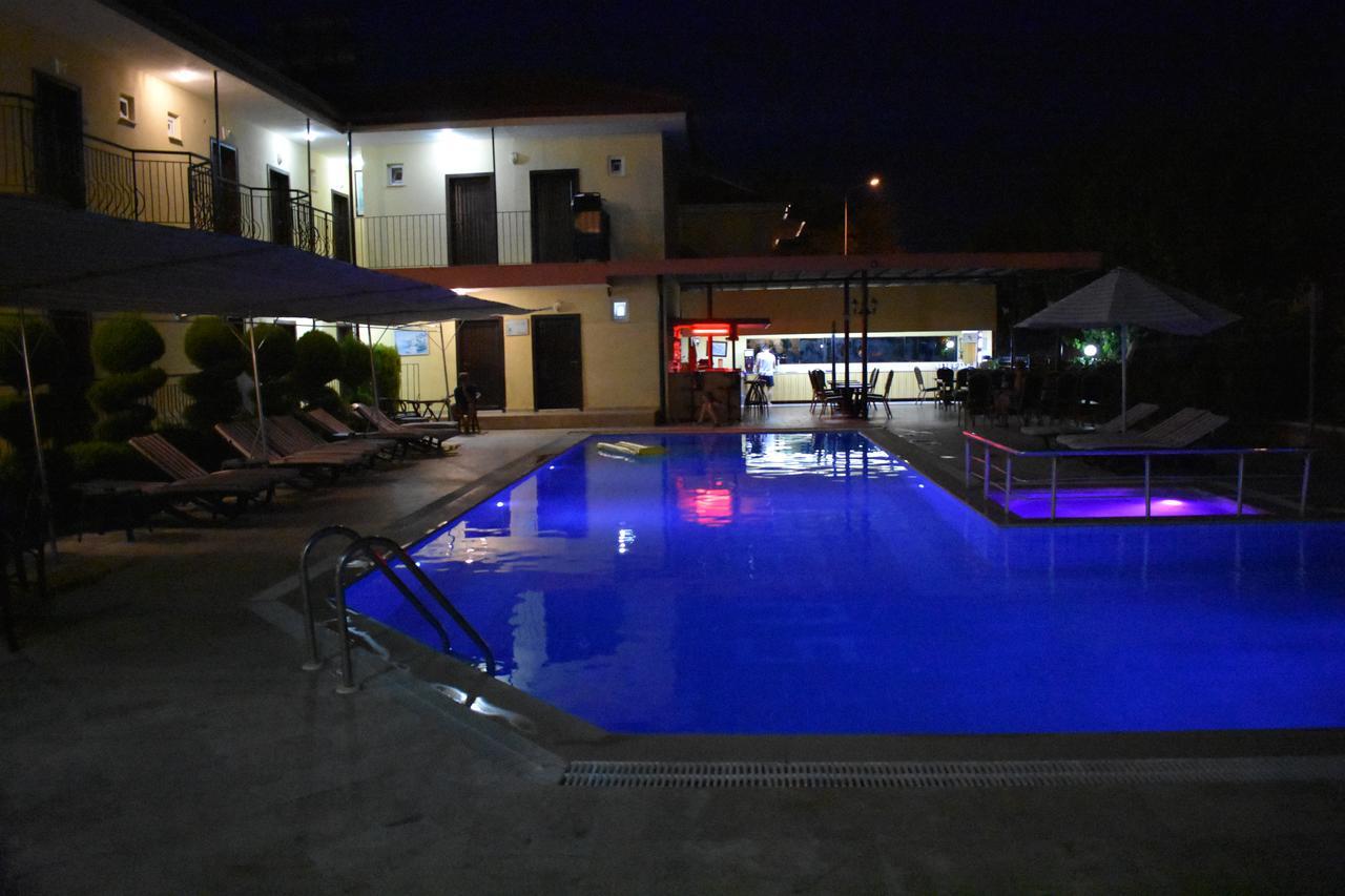 Las Palmeras Hotel Çamyuva Zewnętrze zdjęcie