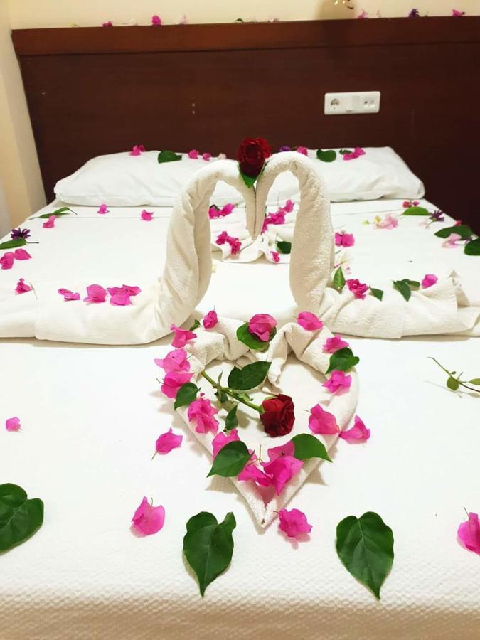 Las Palmeras Hotel Çamyuva Zewnętrze zdjęcie